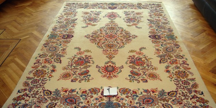 5 6 Kashan cream coloured Kurk wool Persian carpets 8