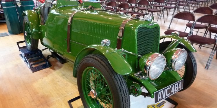 AVC 484 - 1935 Singer Nine TT Team Car