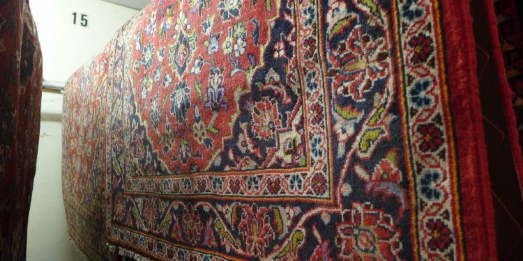 Persian Kashan rugs 147 x