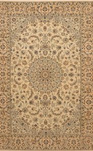 Ivory shade nain carpet with flowery desin